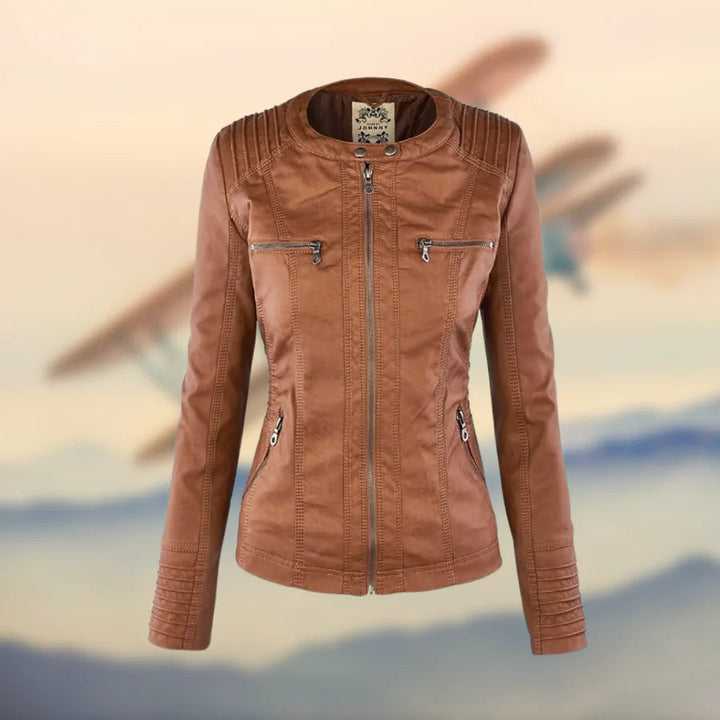 Carolina | Stylish and versatile hooded leather jacket