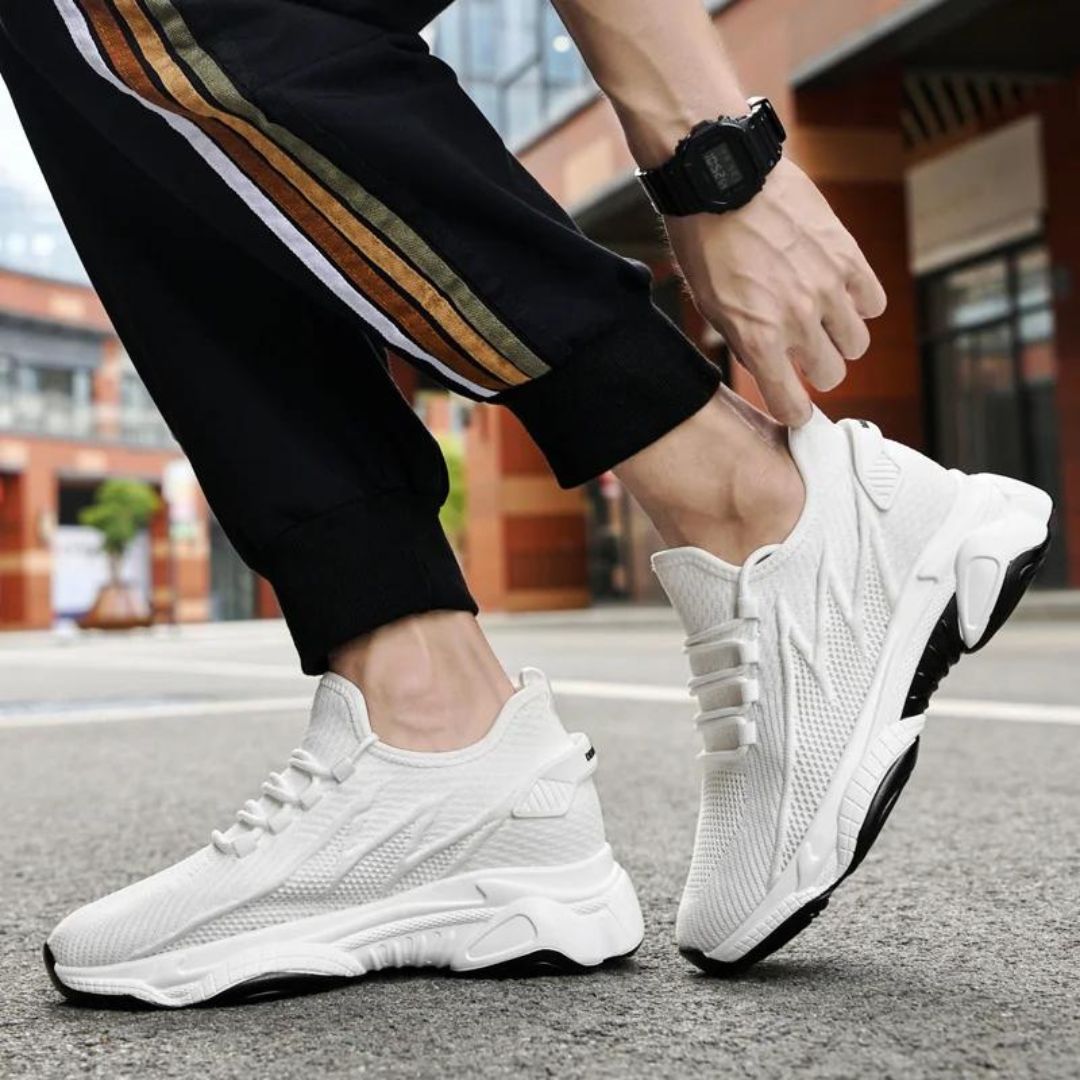 Daryl – Lightweight Performance Trainers