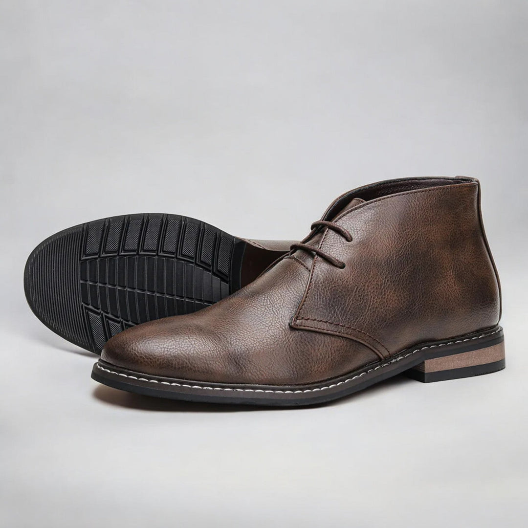 Oscar – Leather Chukka Boots