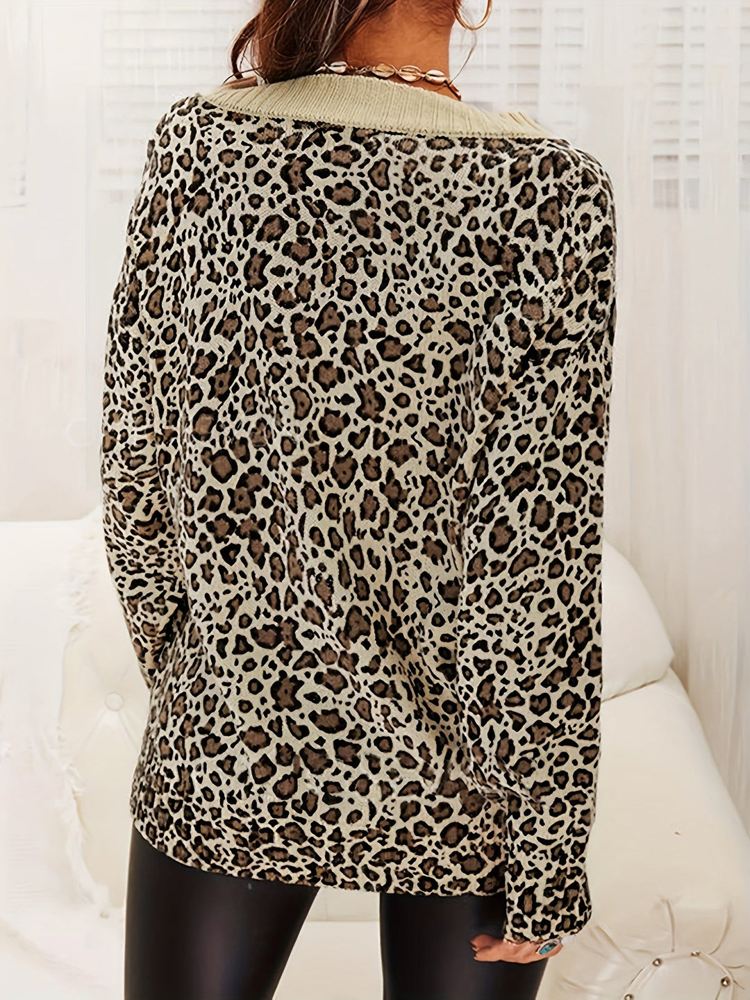 Sienna - Leopard V-Neck Sweater