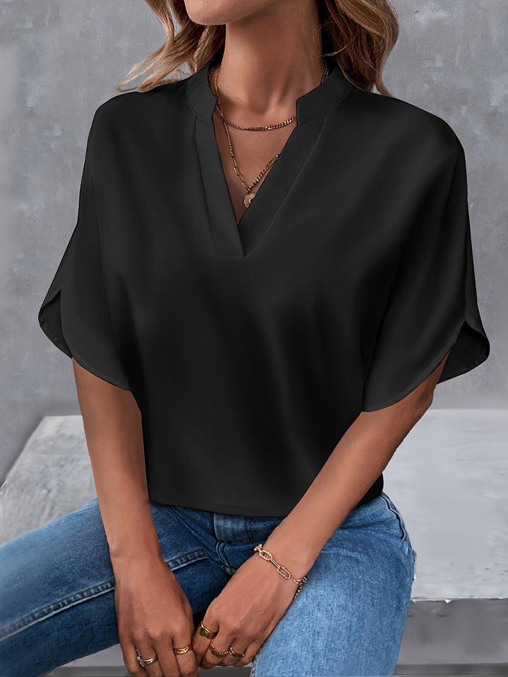 Lexa – Relaxed Fit V-Neck Blouse